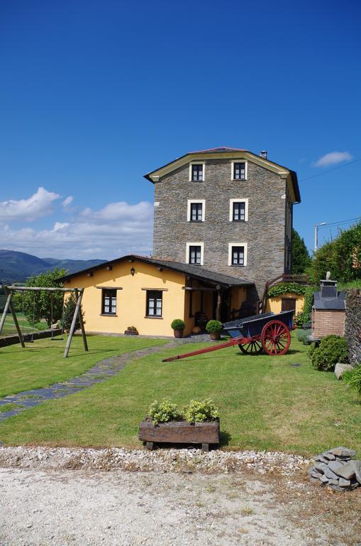 Gasthaus Casa De Aldea El Conceyu Navia Exterior foto