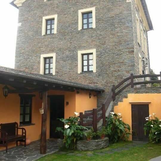 Gasthaus Casa De Aldea El Conceyu Navia Exterior foto
